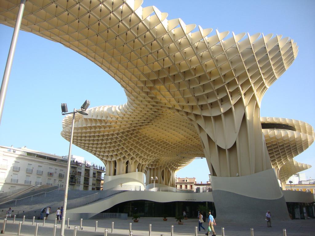 Hostly Acetres 2A-Penthouse In City Center-Fibre-Parking Opt Sevilla Buitenkant foto