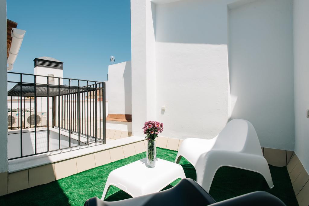 Hostly Acetres 2A-Penthouse In City Center-Fibre-Parking Opt Sevilla Buitenkant foto
